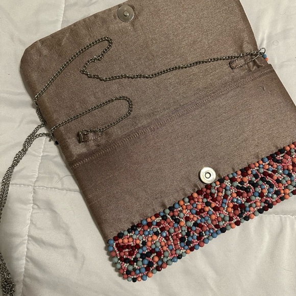 Clutch - Picture 3 of 3